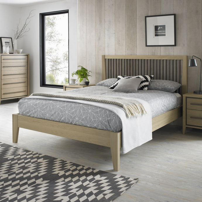 Maine Aged & Weathered Oak Slatted Bedstead